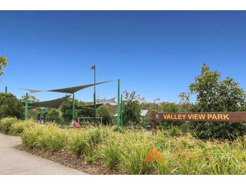 45 Ridgevale Boulevard, Holmview QLD 4207