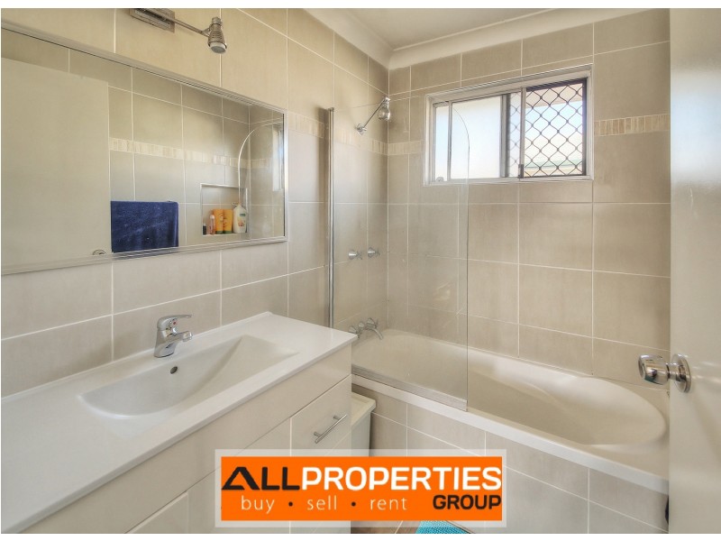 1/147 Kingston Road, Woodridge QLD 4114