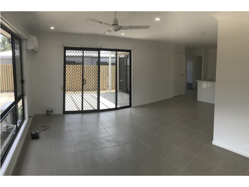 1/54 Spruce Street, Loganlea QLD 4131