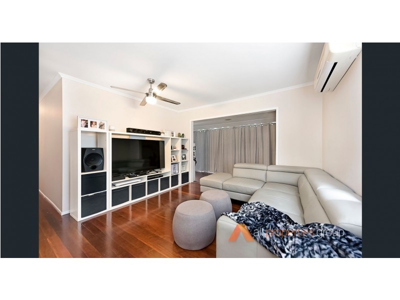 21 Palm Ave, Kingston QLD 4114