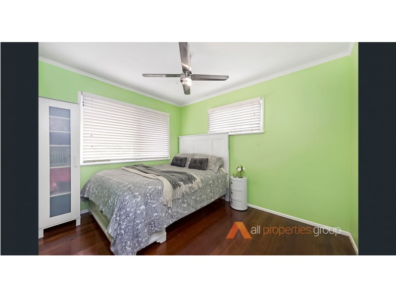 21 Palm Ave, Kingston QLD 4114