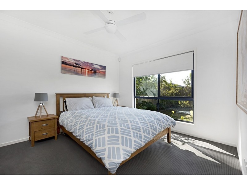 120 Ridgevale Boulevard, Holmview QLD 4207