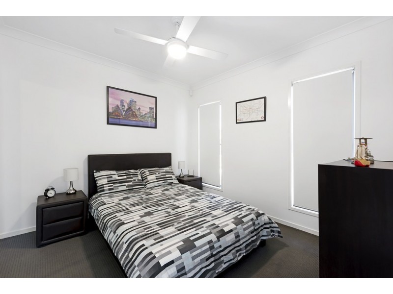 120 Ridgevale Boulevard, Holmview QLD 4207