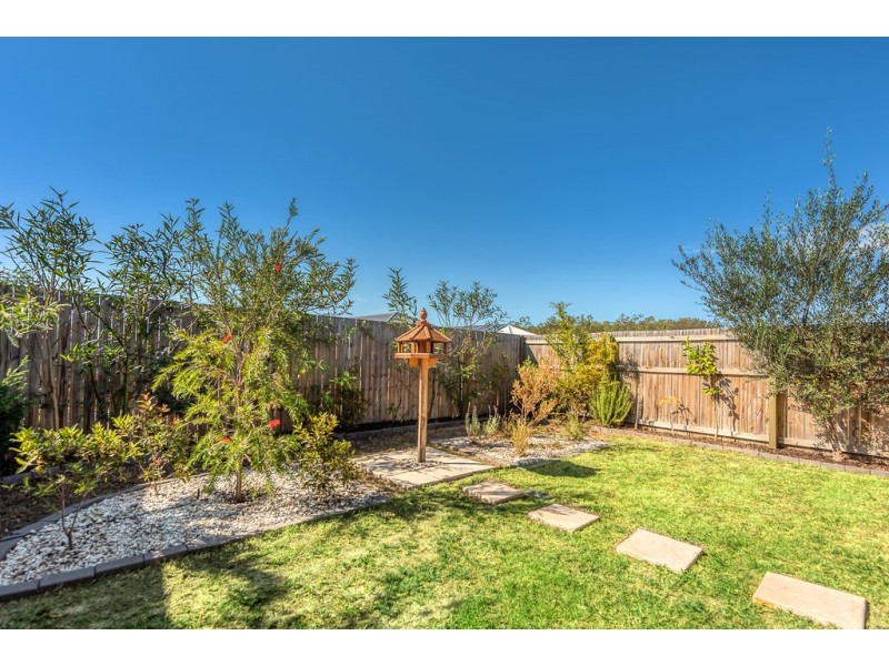 120 Ridgevale Boulevard, Holmview QLD 4207
