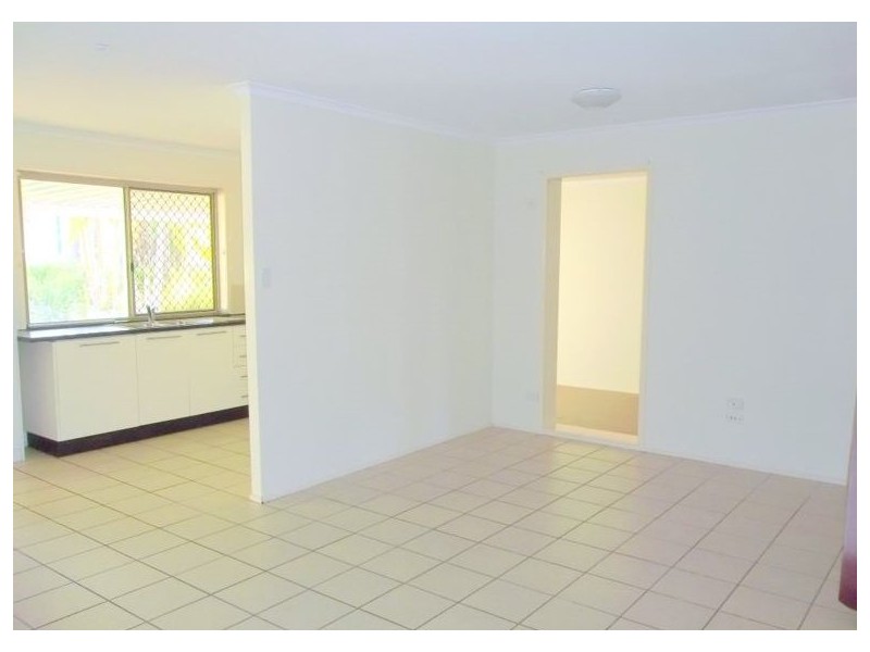 18 Bix Court, Crestmead QLD 4132