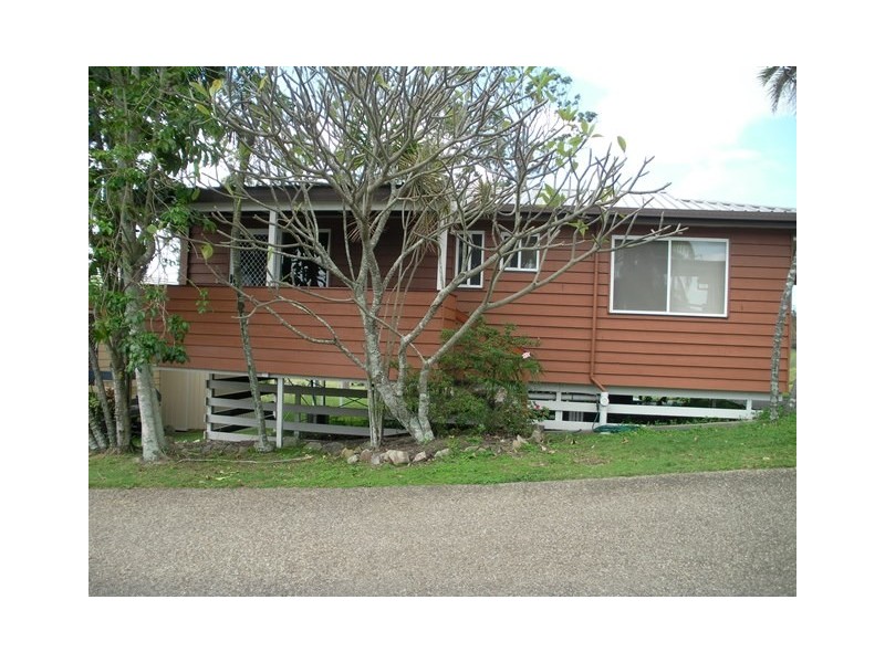 33 Cedar Drive, Stapylton QLD 4207