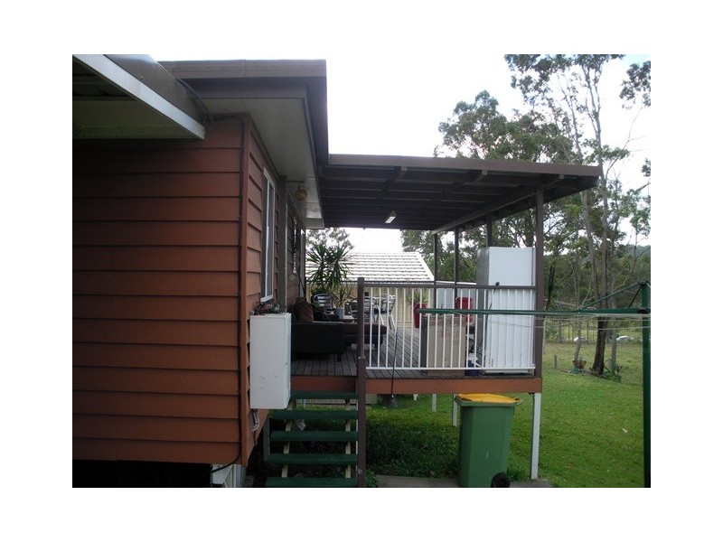 33 Cedar Drive, Stapylton QLD 4207