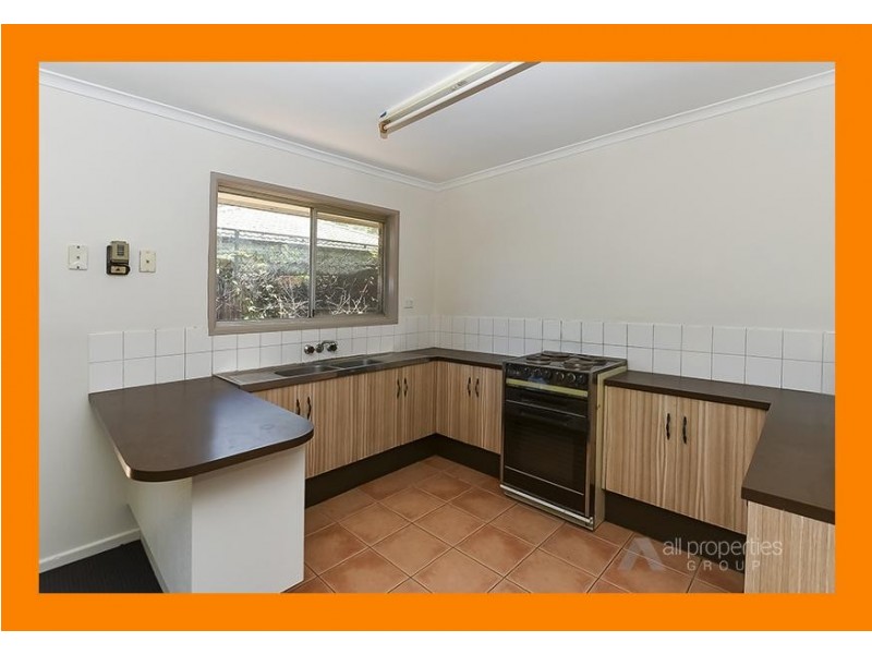 15 Eridani Avenue, Kingston QLD 4114