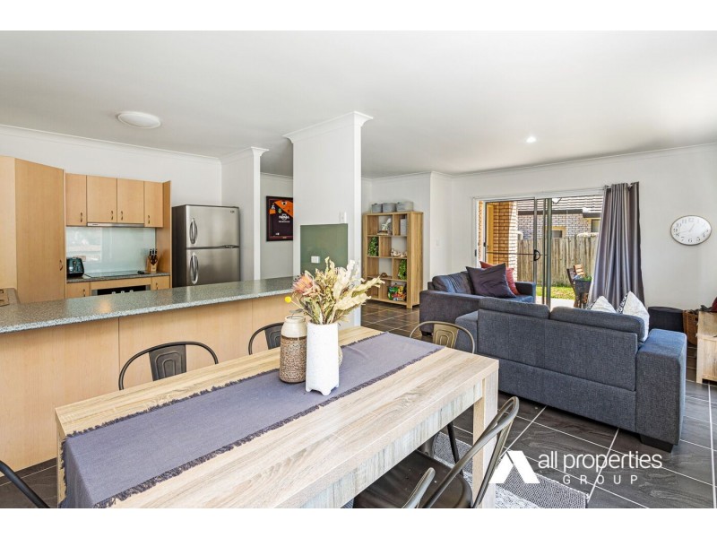 1/2 MacDonald Avenue, Upper Coomera QLD 4209