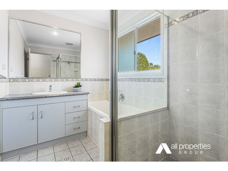 1/2 MacDonald Avenue, Upper Coomera QLD 4209