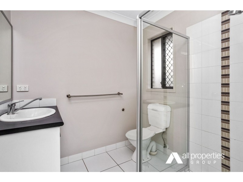 241 Herses Road, Eagleby QLD 4207