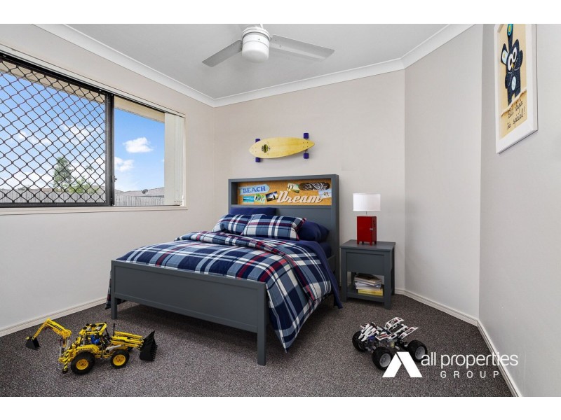 241 Herses Road, Eagleby QLD 4207