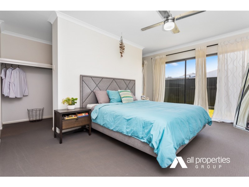 61 Summerview Ave, Yarrabilba QLD 4207