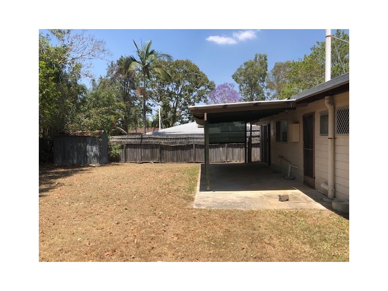 15 Pinewood Street, Crestmead QLD 4132