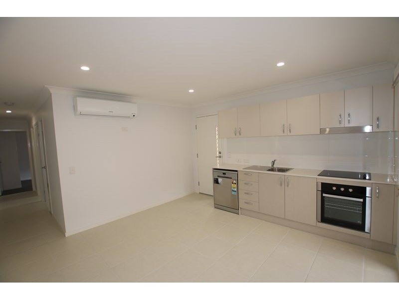 2/16 Ryrie Court, Park Ridge QLD 4125