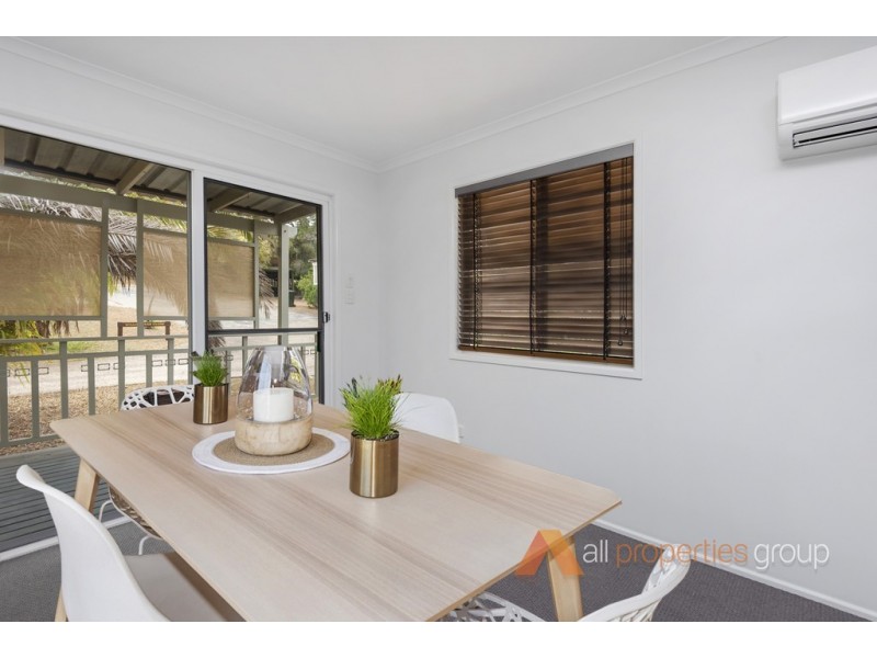 11 Woodlands Drive, Stapylton QLD 4207