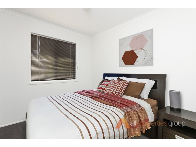 11 Woodlands Drive, Stapylton QLD 4207