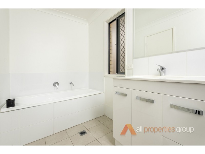 6 Breccia Street, Yarrabilba QLD 4207