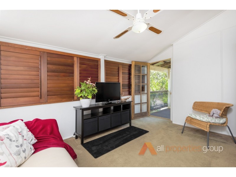 2 Viscount Pl, Loganholme QLD 4129