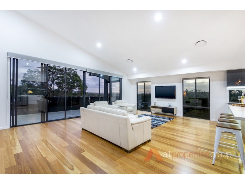 5 Ballan Court, Cornubia QLD 4130