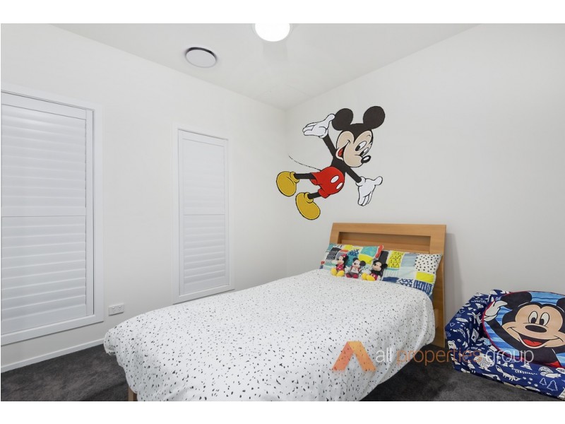 5 Ballan Court, Cornubia QLD 4130