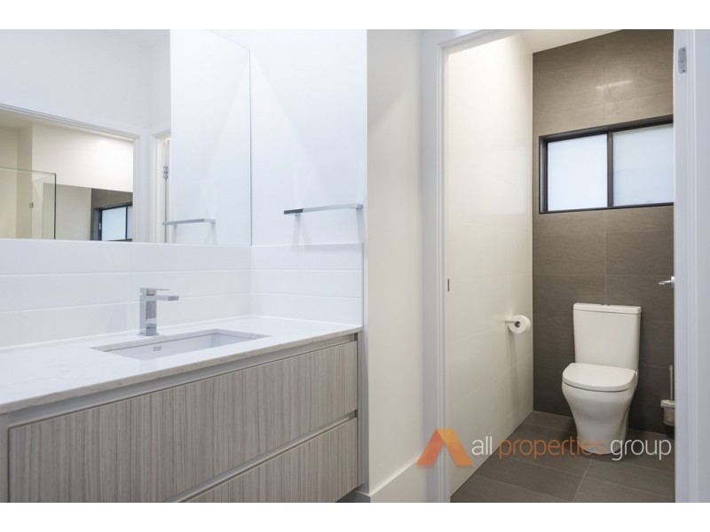 5 Ballan Court, Cornubia QLD 4130