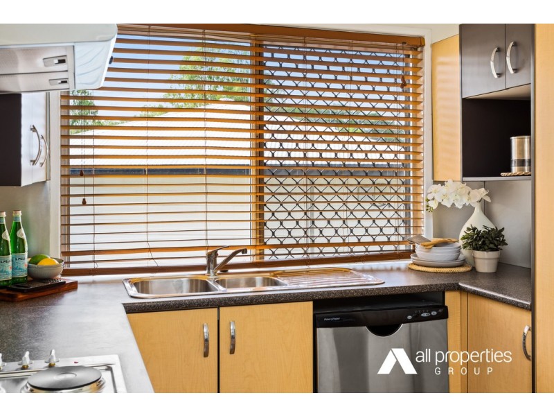 25 Leslie Parade, Slacks Creek QLD 4127