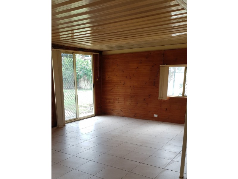 27 Lynelle Street, Marsden QLD 4132