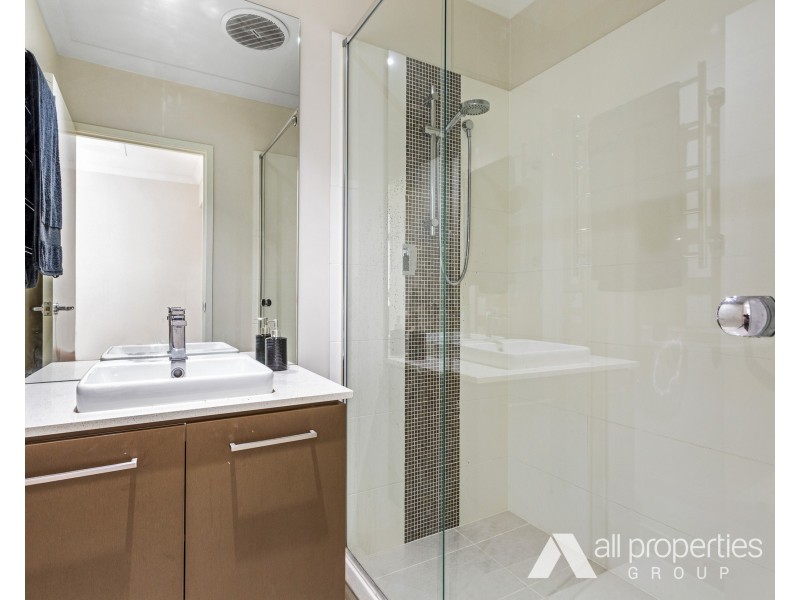 6 Peak Lane, Yarrabilba QLD 4207