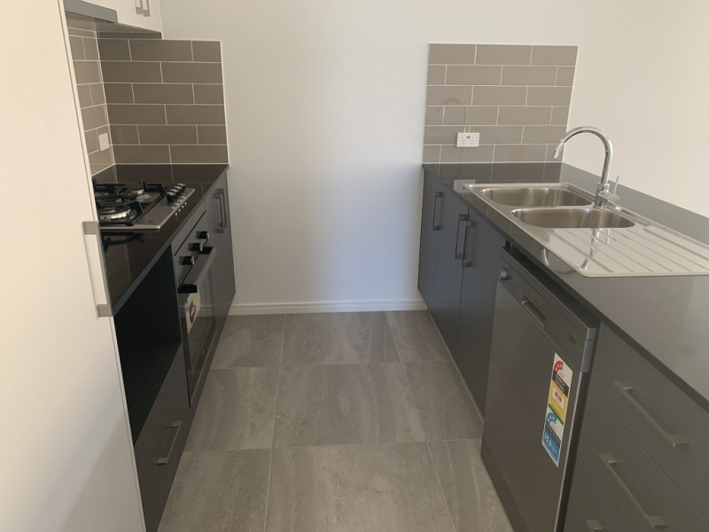 1/53 Booth Street, Redbank QLD 4301