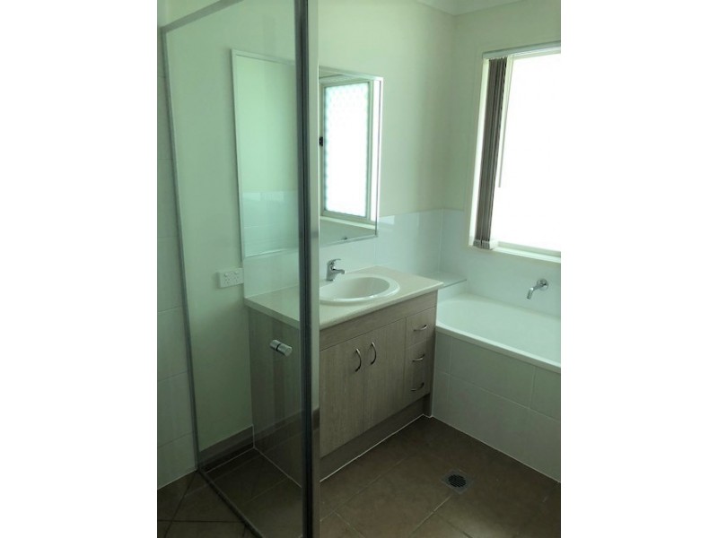 1/14A Spruce Street, Loganlea QLD 4131