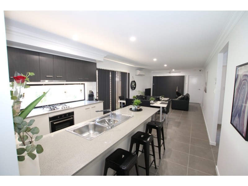 8 Killara Boulevard, Logan Reserve QLD 4133