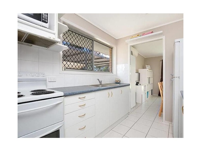 17 Jean Street, Loganlea QLD 4131