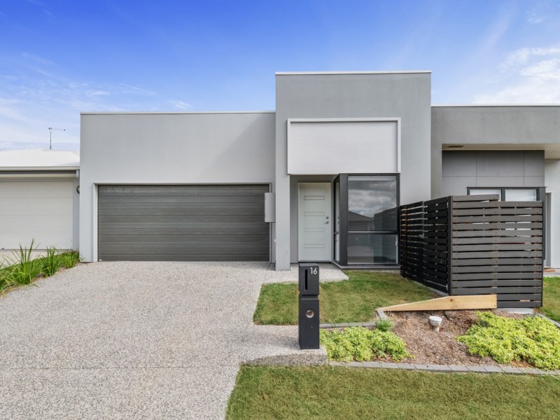 16 Fleming Street, Logan Reserve QLD 4133