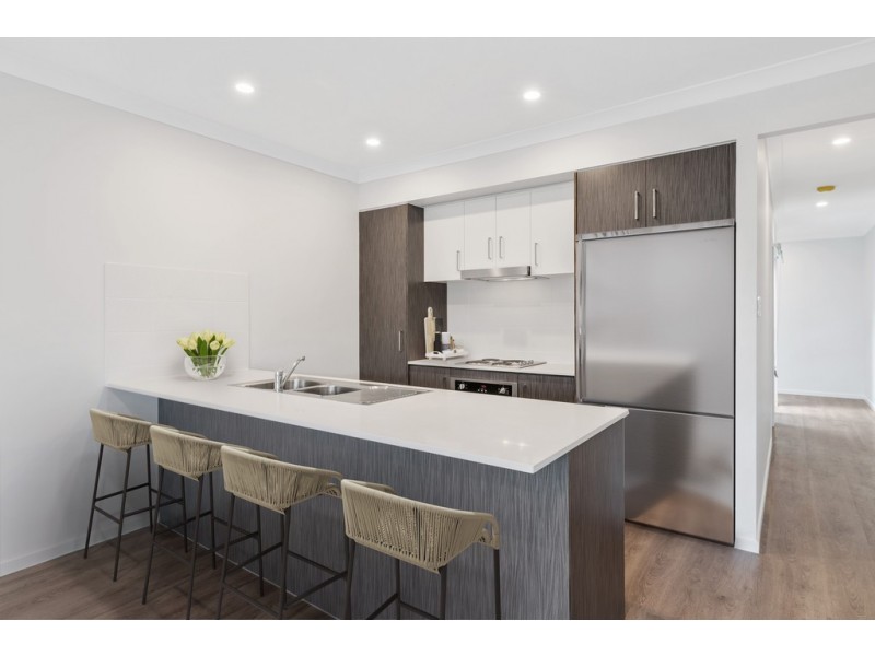 16 Fleming Street, Logan Reserve QLD 4133