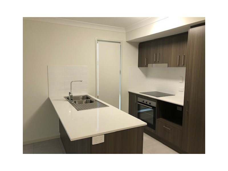 1/3 Mount Mitchell Street, Park Ridge QLD 4125