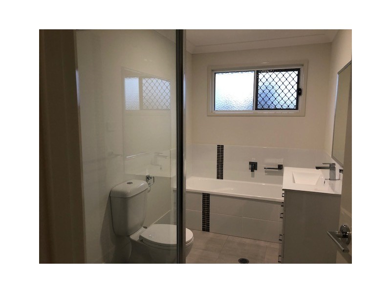 1/3 Mount Mitchell Street, Park Ridge QLD 4125