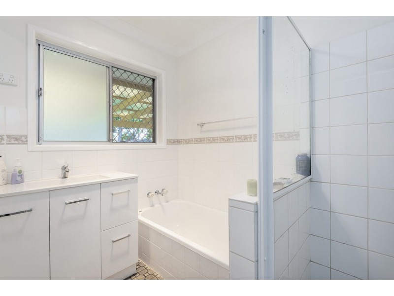 16 Melwood Street, Eagleby QLD 4207