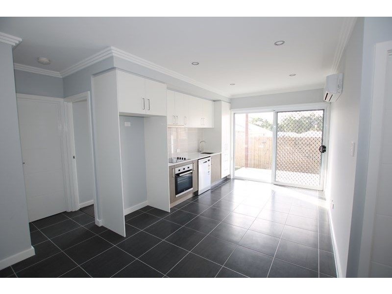 2/8 Diller Drive, Crestmead QLD 4132