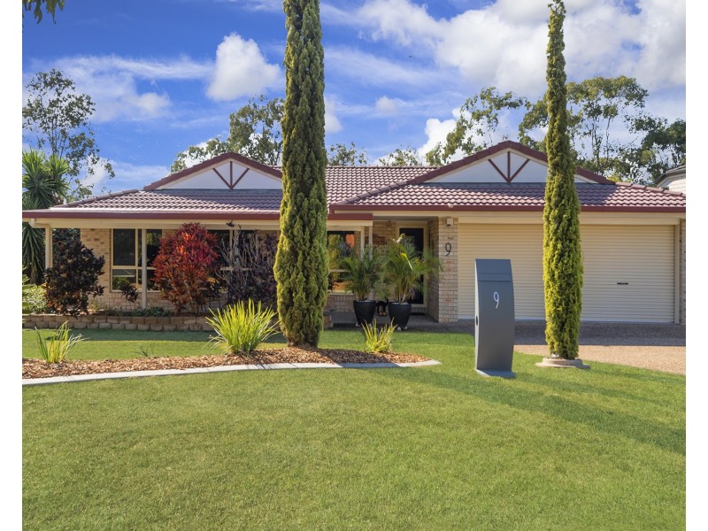 9 Costigan Terrace, Edens Landing QLD 4207