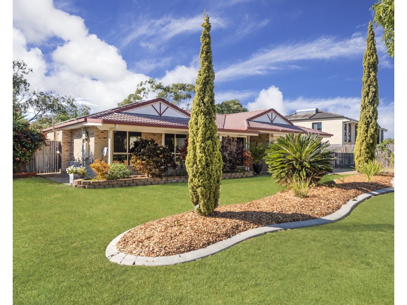 9 Costigan Terrace, Edens Landing QLD 4207