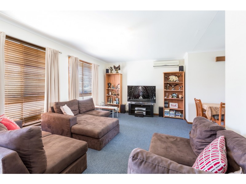 52 Jacaranda Drive, Yamanto QLD 4305