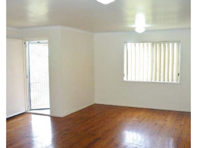 24 Hill Street, Kingston QLD 4114