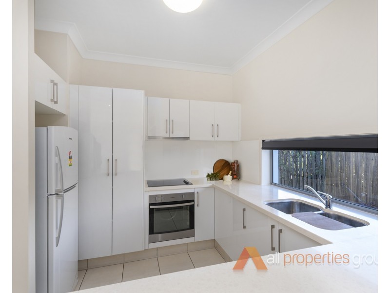 1/8 Rebecca Circuit, Eagleby QLD 4207
