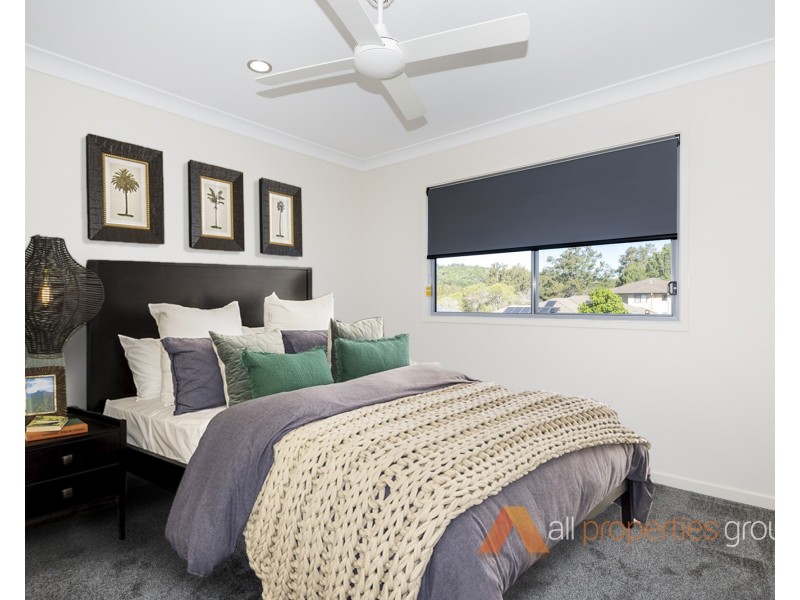 1/8 Rebecca Circuit, Eagleby QLD 4207