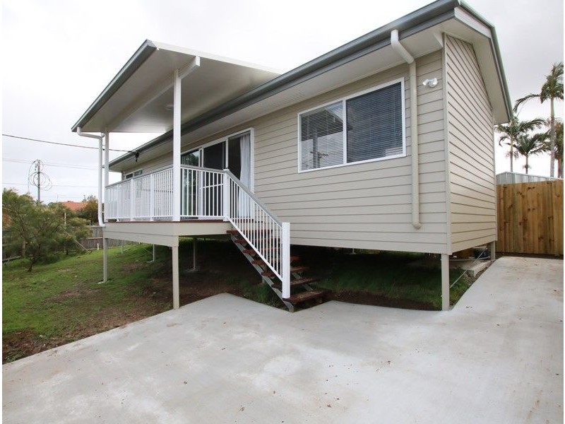 2/11 Biotite Street, Bethania QLD 4205