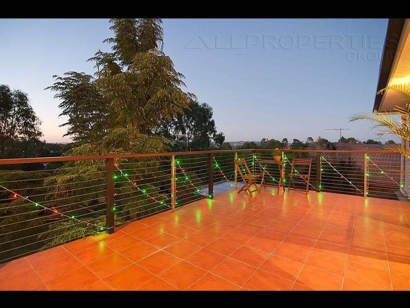 20 William Nixon Way, Edens Landing QLD 4207