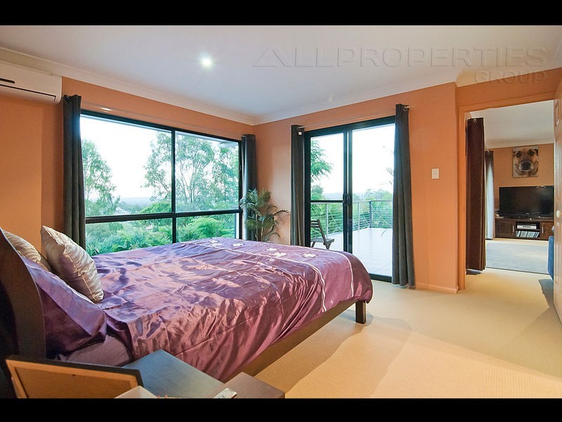 20 William Nixon Way, Edens Landing QLD 4207