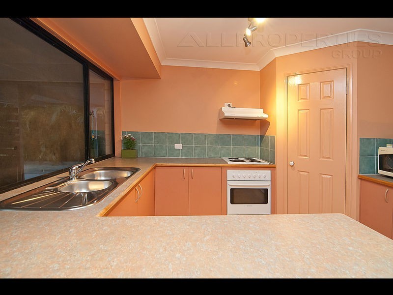 20 William Nixon Way, Edens Landing QLD 4207