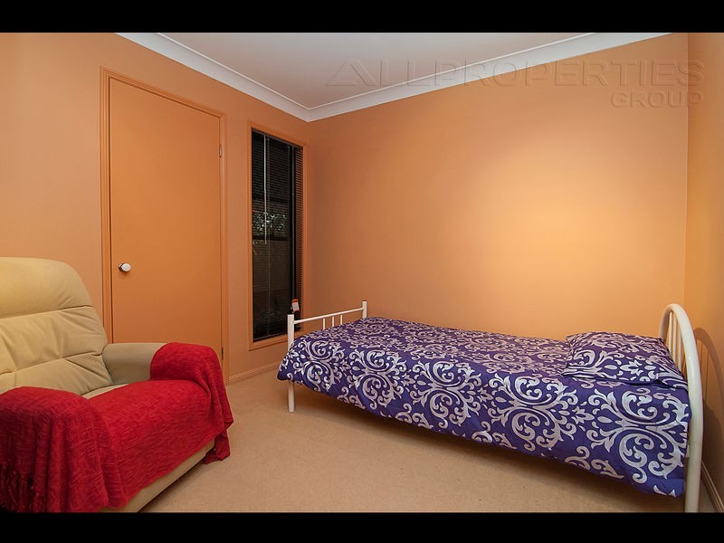 20 William Nixon Way, Edens Landing QLD 4207